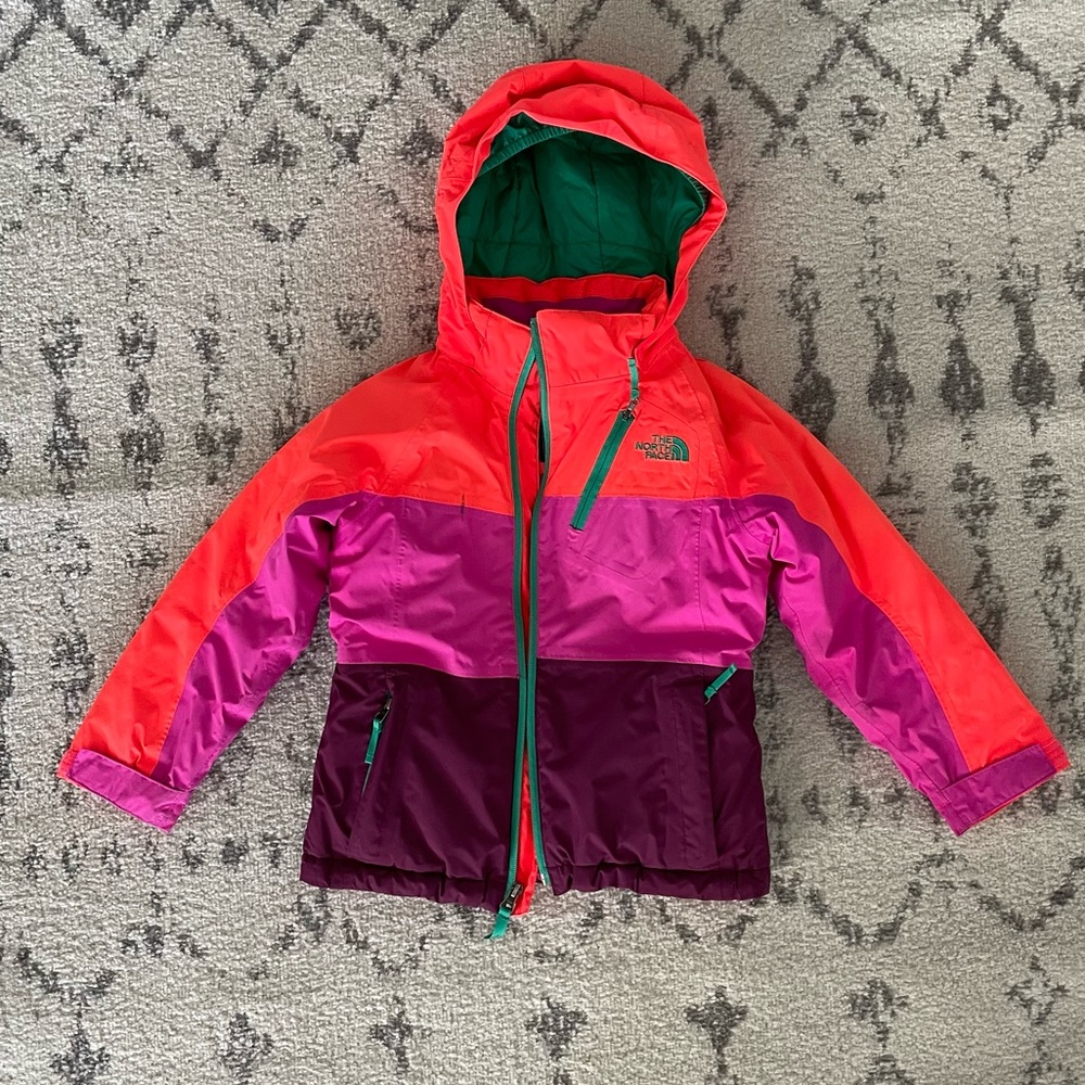 The North Face ski/snow winter jacket. Girl size 6.